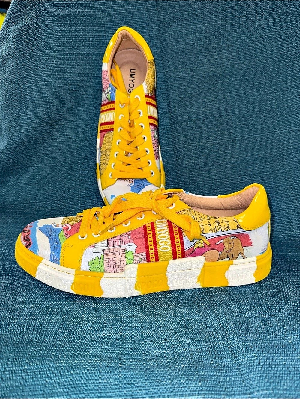 UMYOGO Printed Yellow Sneakers EU 41 Like New